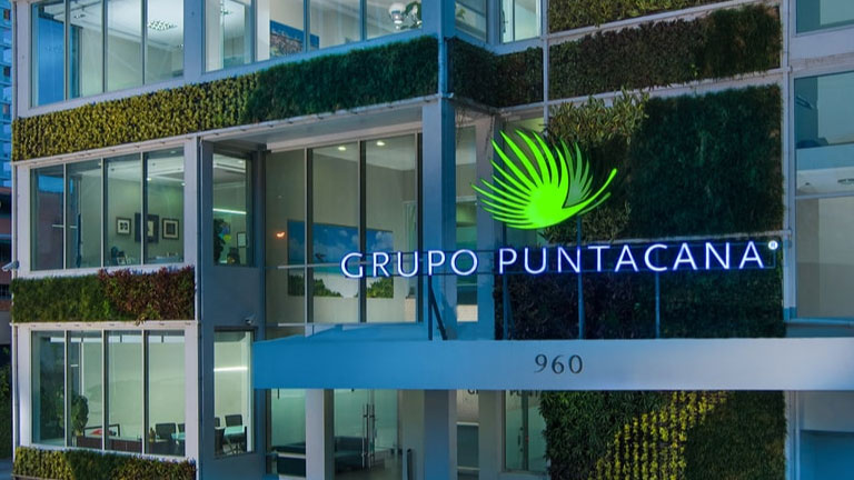 Puntacana Group sponsors “AYUDA.DO” free telemedicine services and medical care home