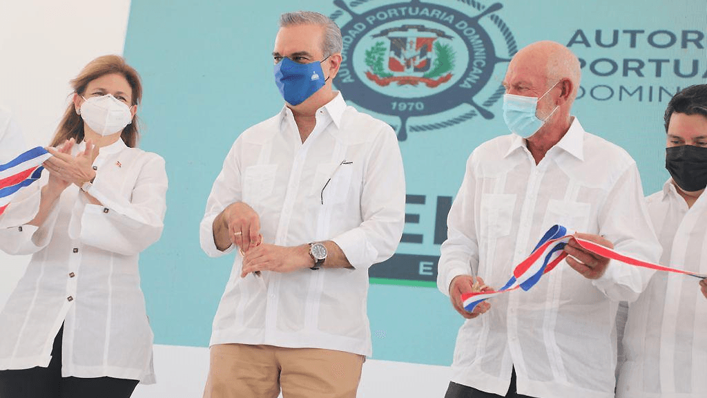 Dominican President inaugurates rehabilitation of the Port of Barahona