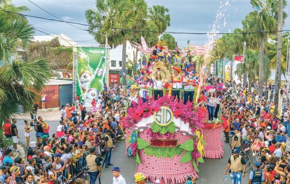 Enjoy DR Wanderlust Dominican culture and tradition at Carnaval Santo Domingo