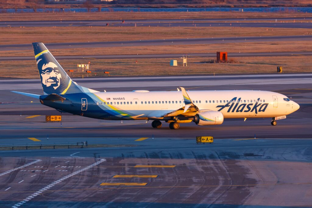 Alaska Airlines Updates Inflight Menu With More «Fresh Food Favorites»