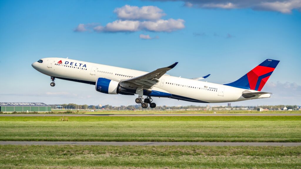 Airline Industry Stocks Rally As Inflation Levels Remain Flat